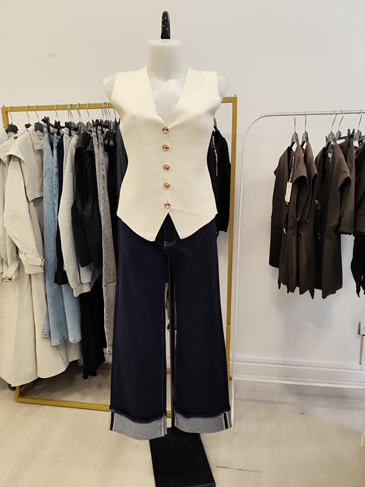 Gilet beige bouton doré